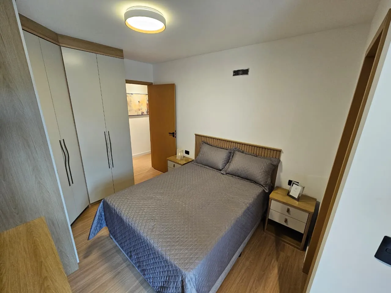 Suíte aconchegante — Residencial Lucarini